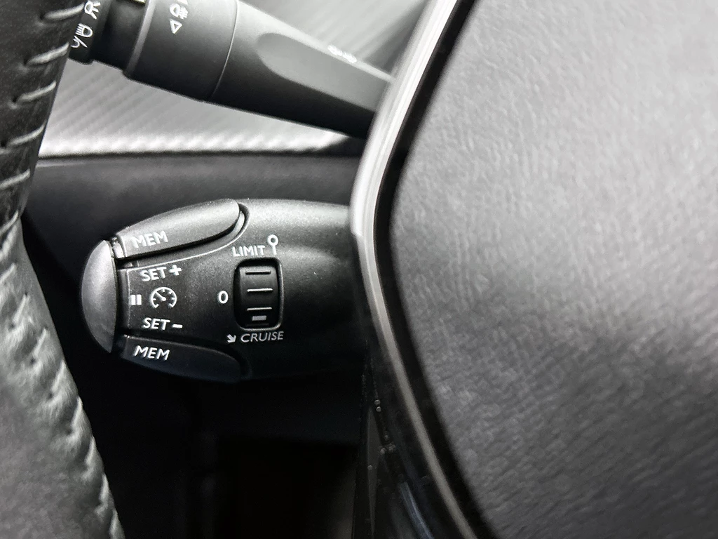 Peugeot 208 – foto 6