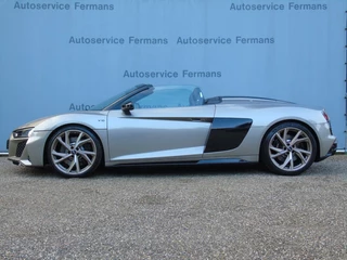 Audi R8 – thumbnail 9