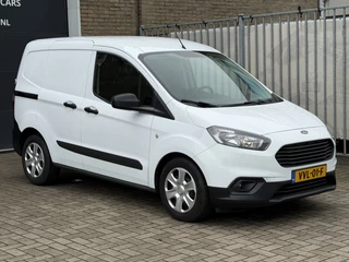 Ford Transit Courier – thumbnail 8