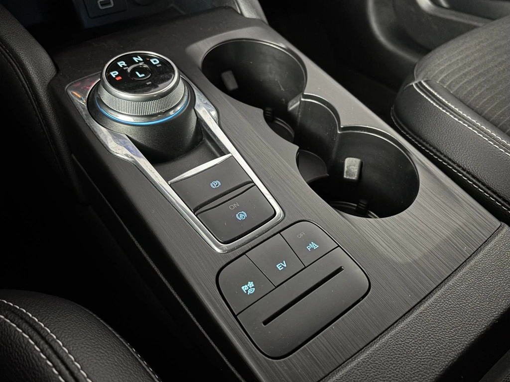 Ford Kuga – foto 32