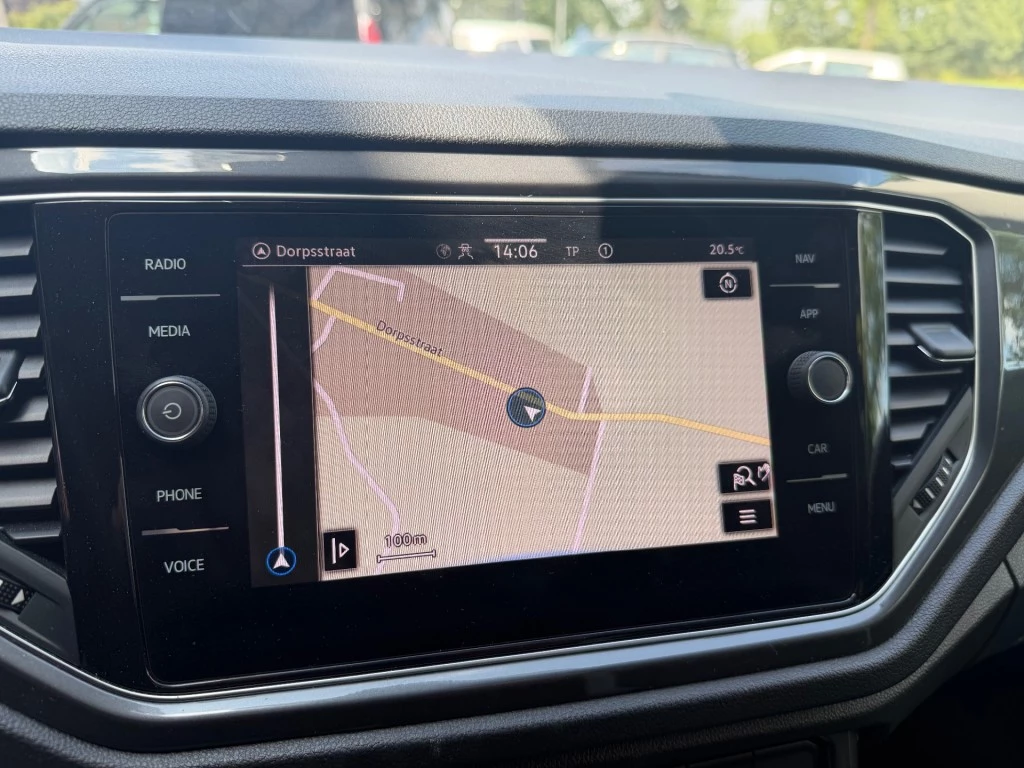 Volkswagen T-Roc – foto 26