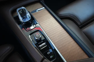 Volvo XC90 – thumbnail 12