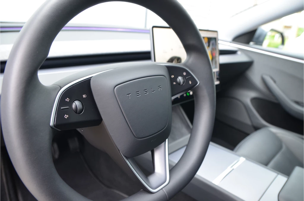 Tesla Model 3 – foto 18