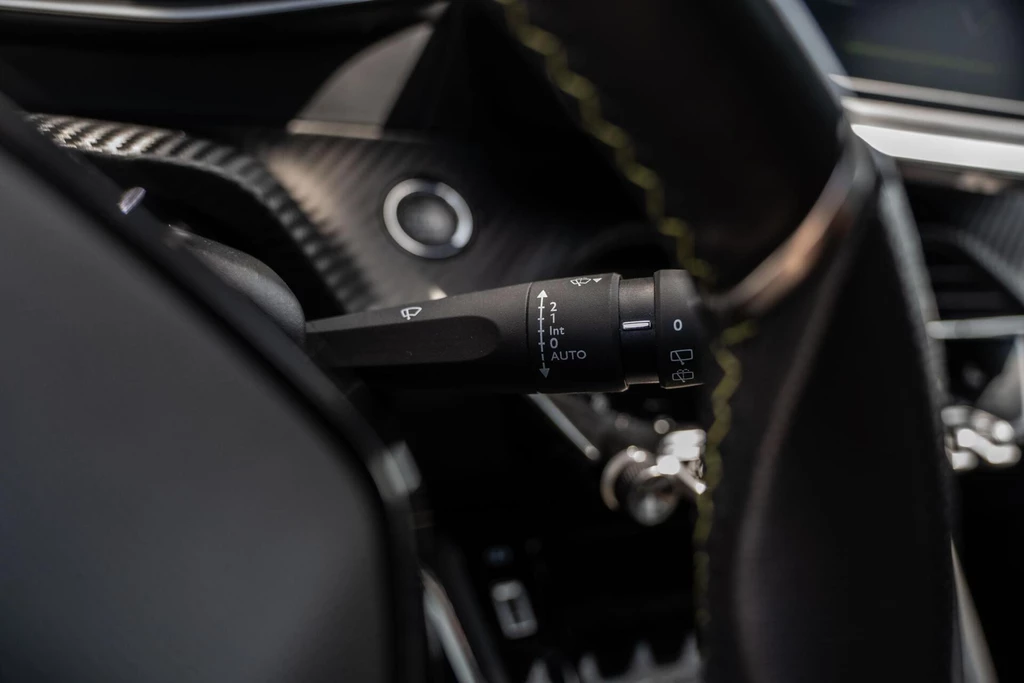 Peugeot 208 – foto 32