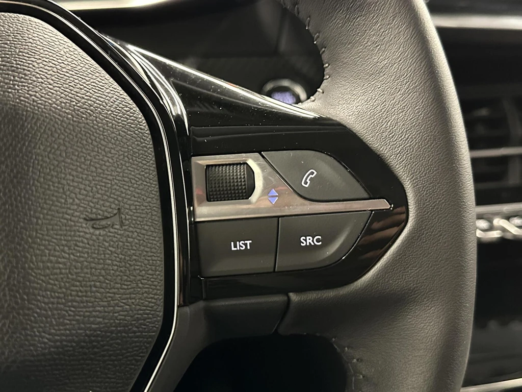 Peugeot e-208 – foto 21