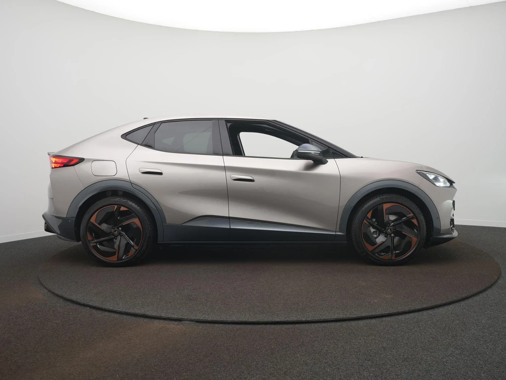 CUPRA Tavascan – foto 8