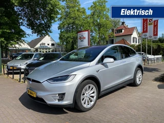 Tesla Model X – thumbnail 1