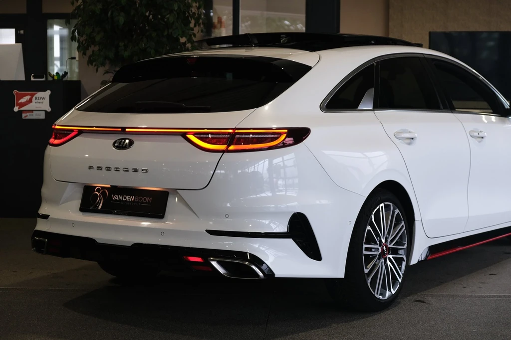 Kia ProCeed – foto 6