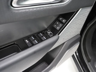 Land Rover Range Rover Velar – thumbnail 20
