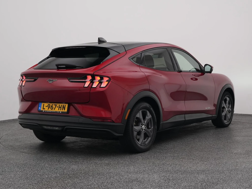 Ford Mustang Mach-E – foto 11