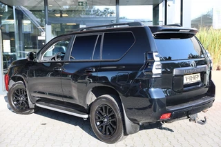 Toyota Land Cruiser – thumbnail 3