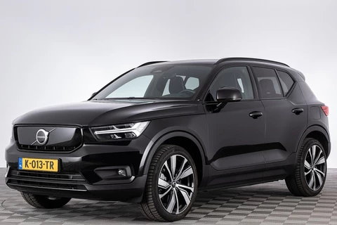 Volvo XC40 Recharge P8 AWD R-Design *SOH 94% ✅ 1e Eigenaar -HEMELVAART OPEN!-