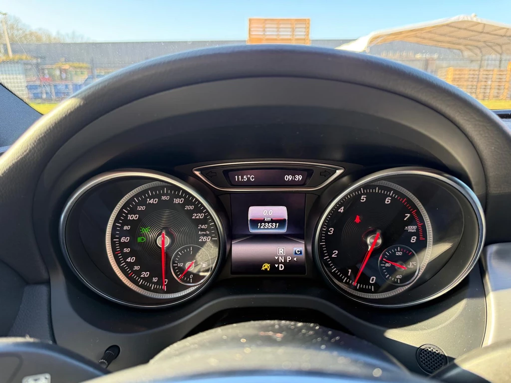 Mercedes-Benz GLA – foto 37