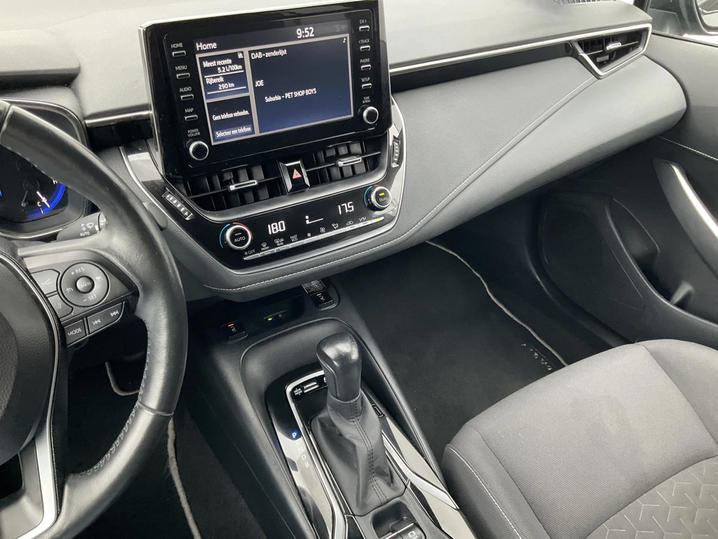 Toyota Corolla Touring Sports – foto 24