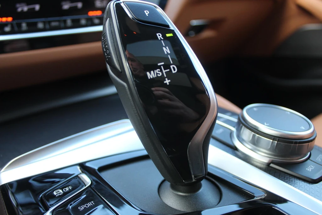 BMW 5 Serie – foto 39
