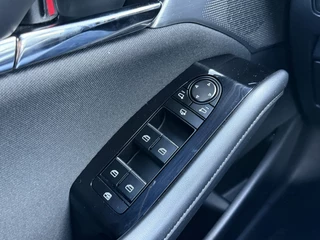 Mazda 3 – thumbnail 13