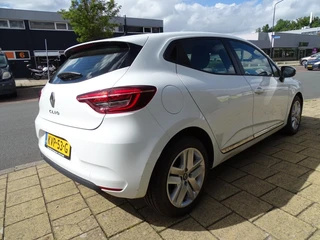 Renault Clio – thumbnail 3