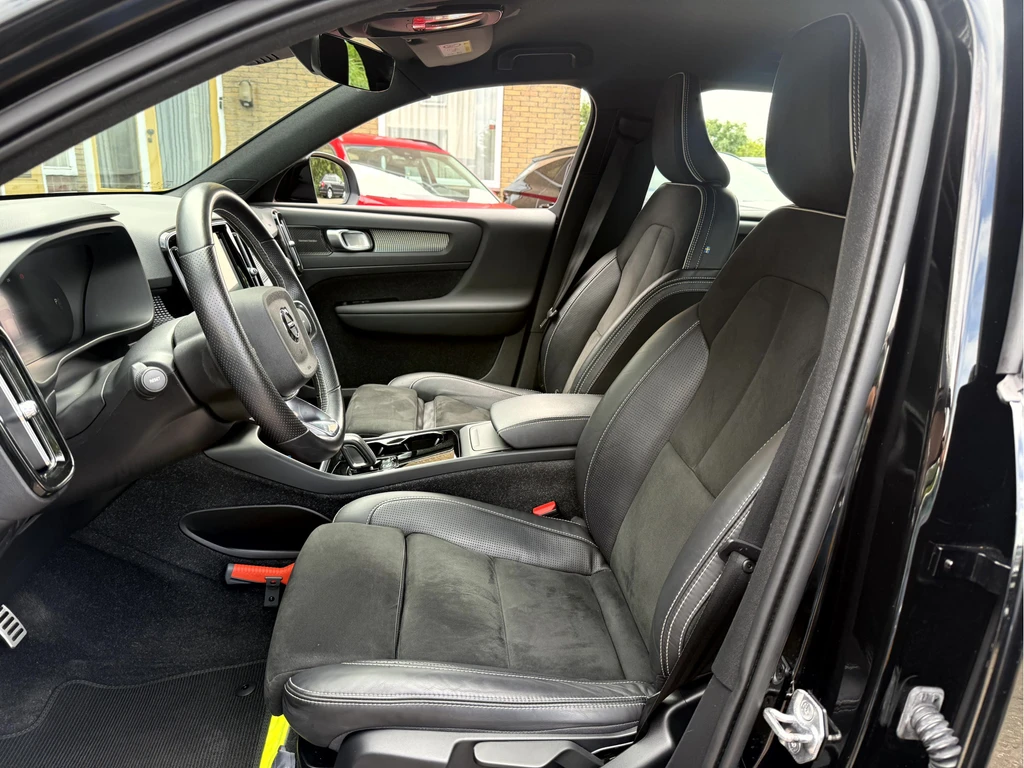 Volvo XC40 – foto 8