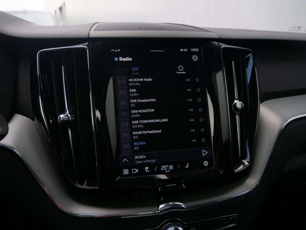 Volvo XC60 – foto 18