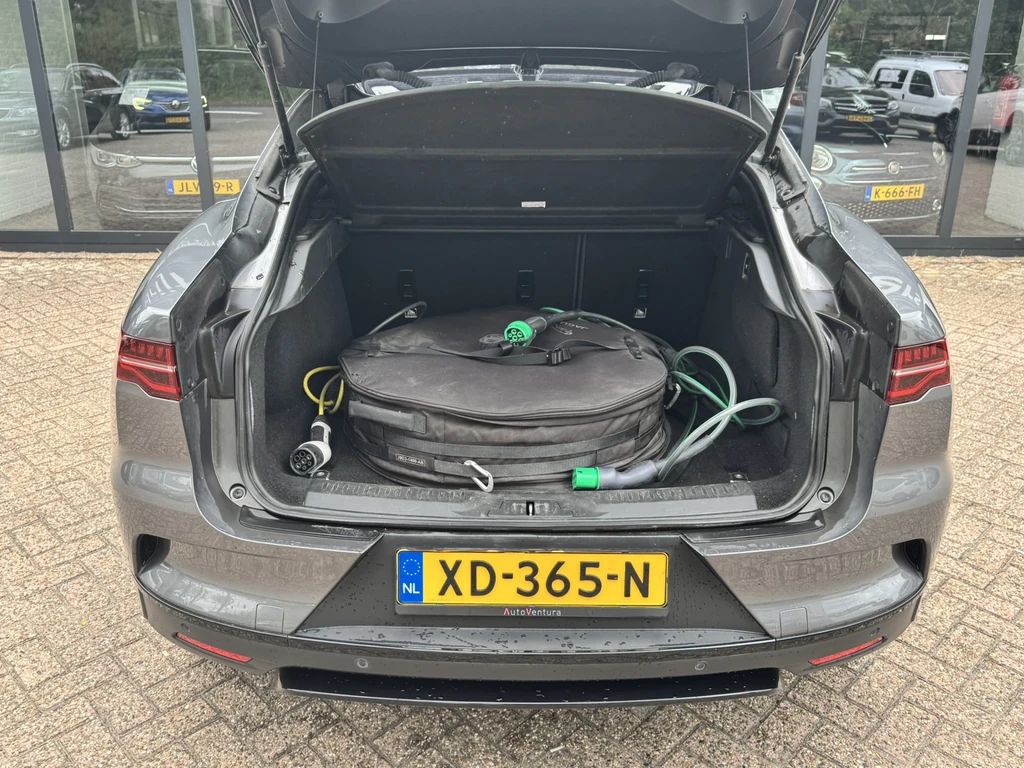 Jaguar I-PACE – foto 15