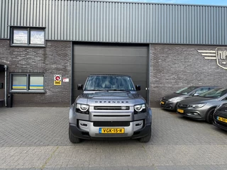 Land Rover Defender – thumbnail 11