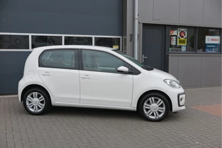 Volkswagen up! – thumbnail 11