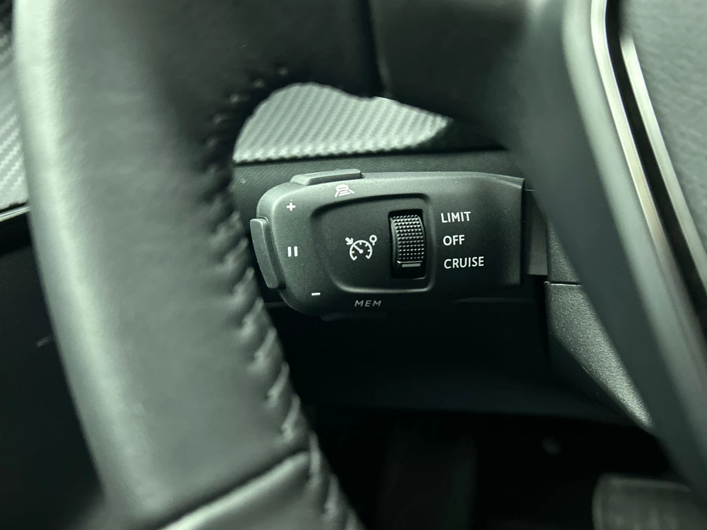 Peugeot 208 – foto 13