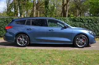 Ford Focus – thumbnail 12