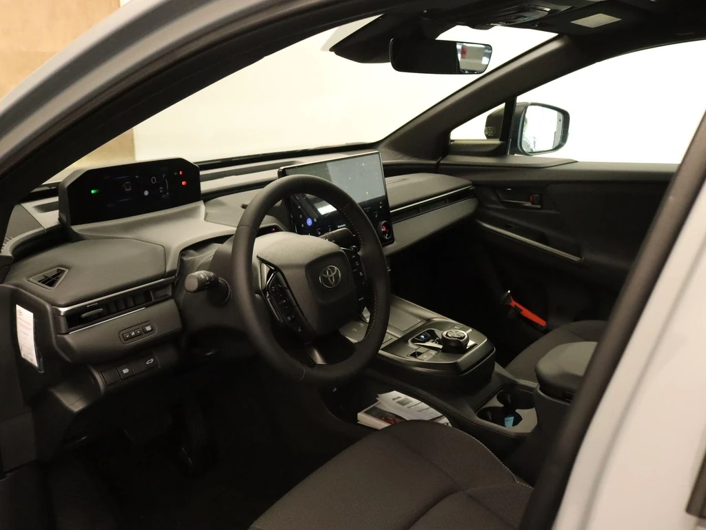 Toyota C-HR+ – foto 21
