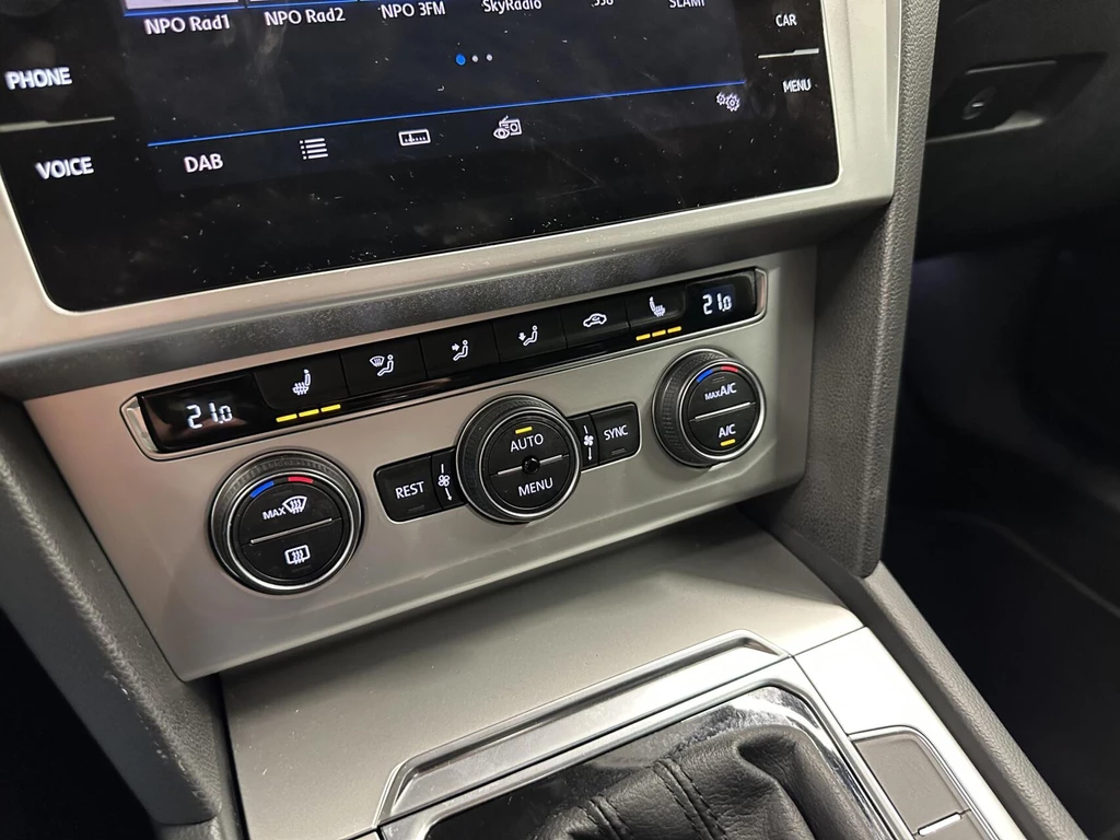 Volkswagen Passat – foto 33