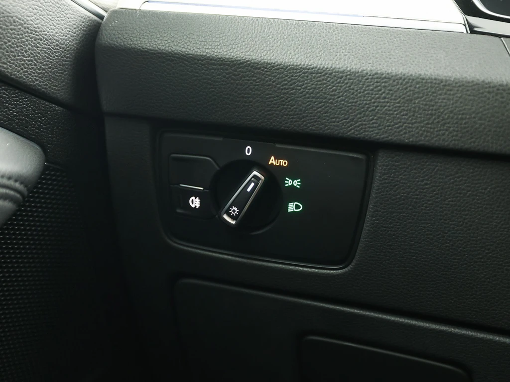 Volkswagen Passat – foto 35