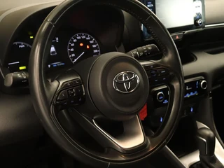 Toyota Yaris – thumbnail 11