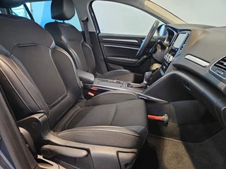 Renault Mégane Estate – thumbnail 27