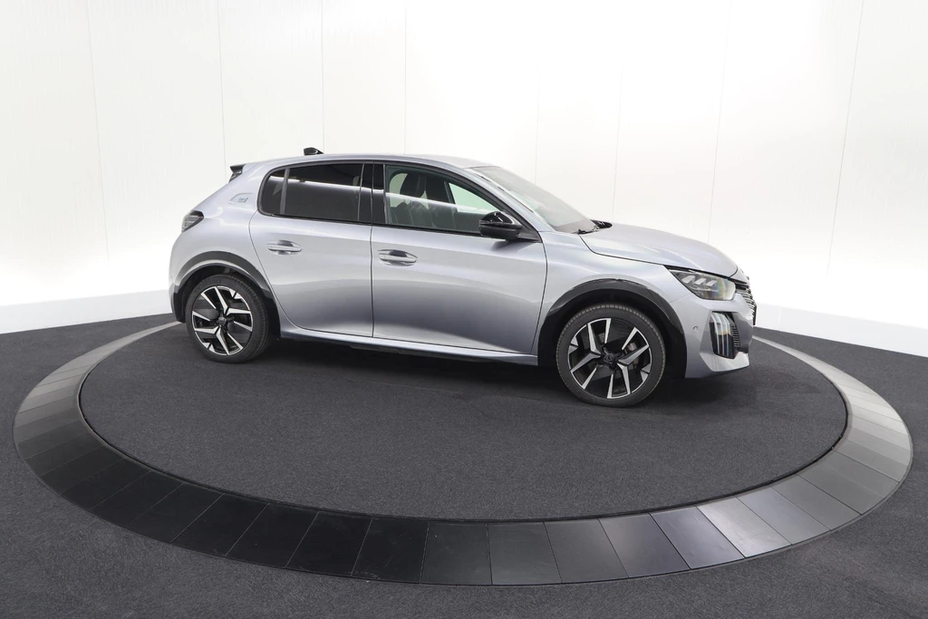 Peugeot e-208 – foto 11