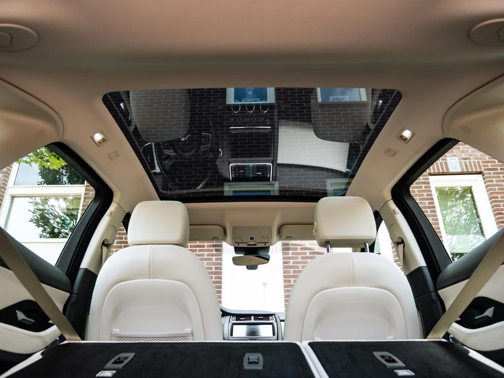 Jaguar E-PACE – foto 52