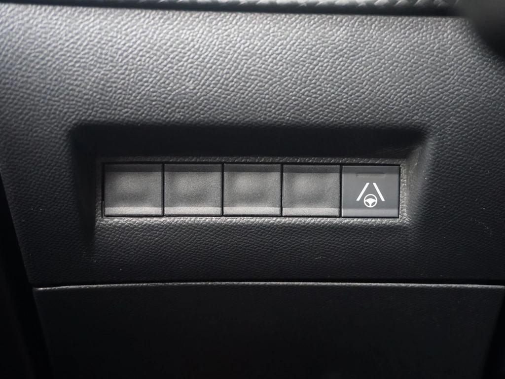 Peugeot 208 – foto 17