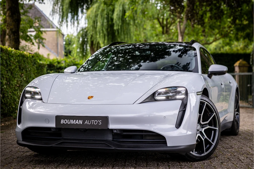 Porsche Taycan – foto 4