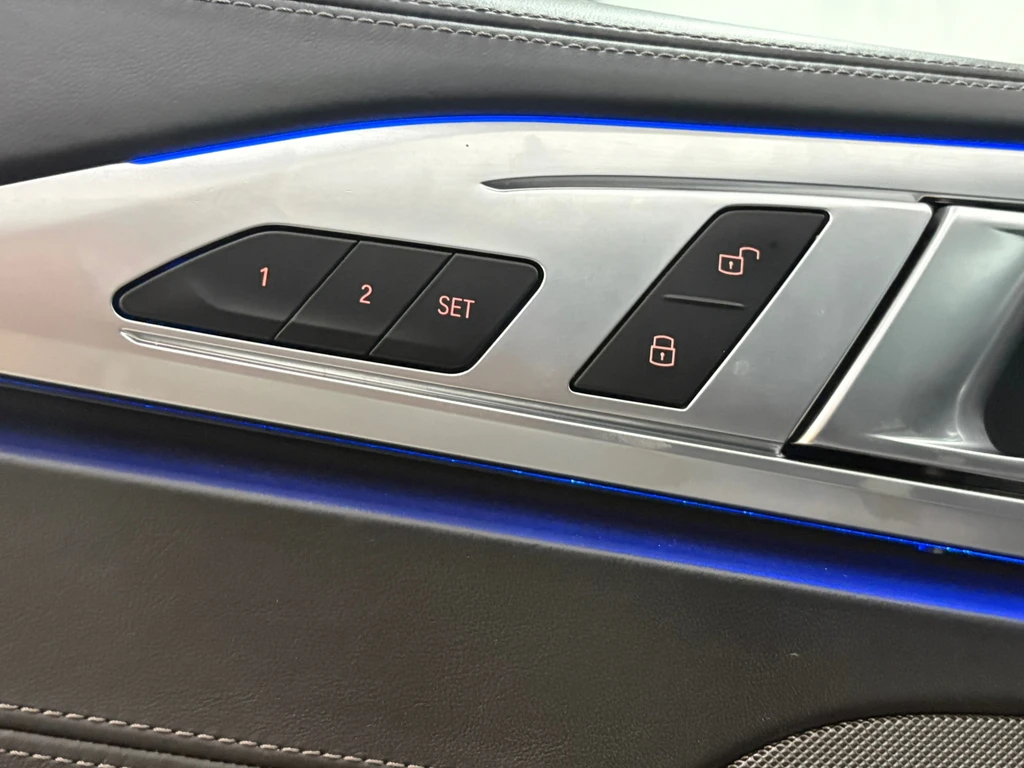 BMW 8 Serie – foto 18