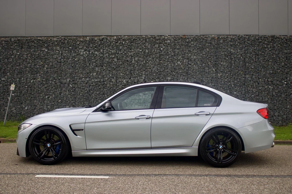 BMW M3 – foto 2