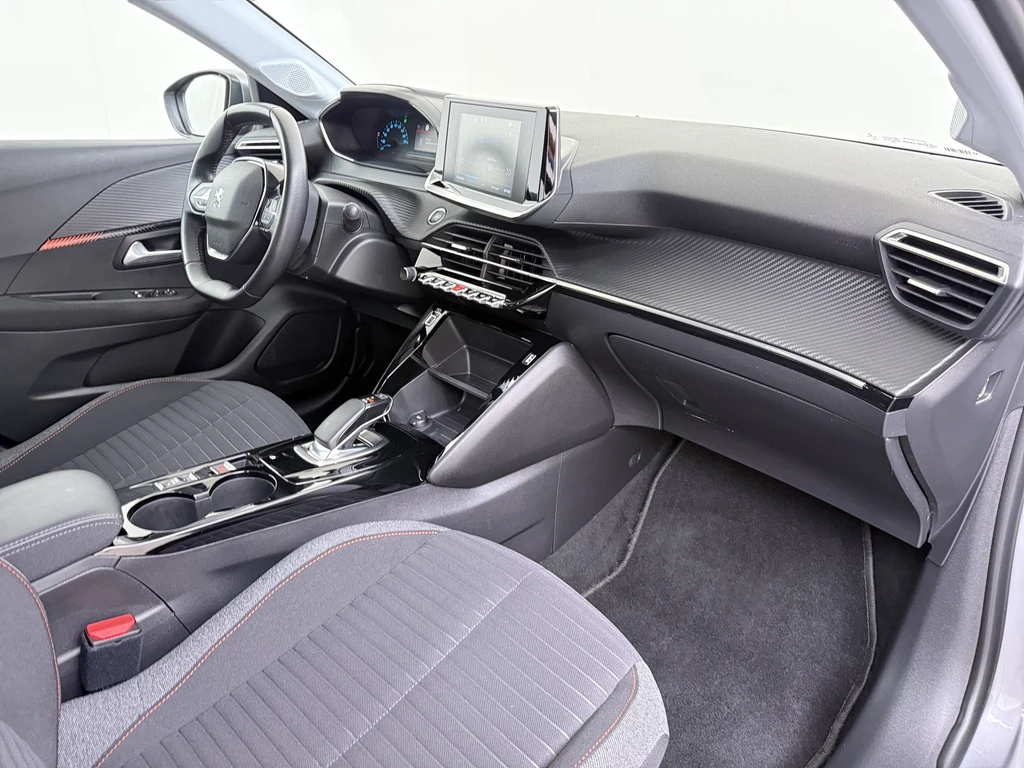 Peugeot e-208 – foto 35