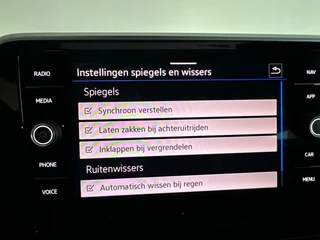 Volkswagen T-Roc – thumbnail 22