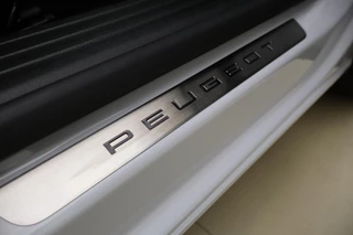 Peugeot 2008 – thumbnail 14