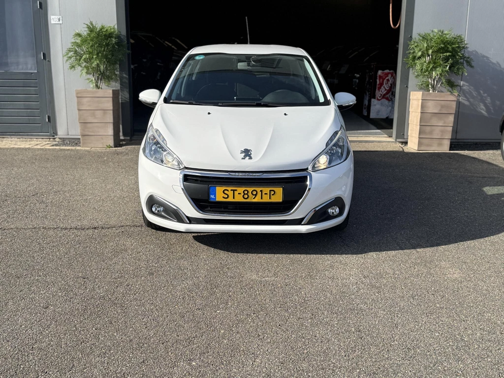 Peugeot 208 – foto 8