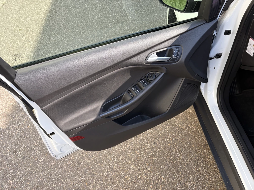 Ford Focus – foto 13