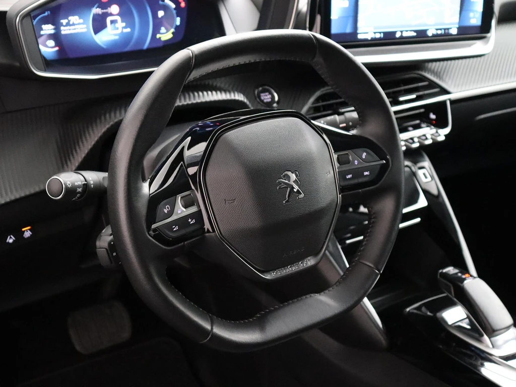Peugeot e-208 – foto 22