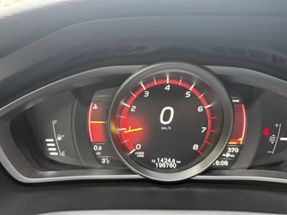 Volvo V40 – thumbnail 18