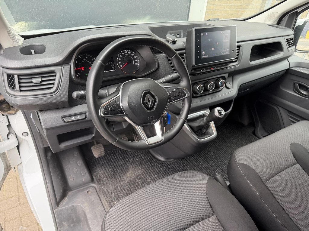 Renault Trafic – foto 33