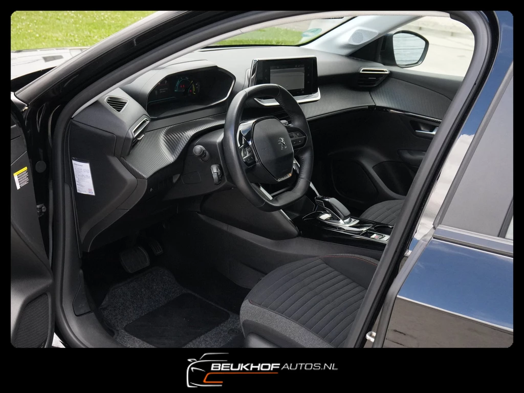 Peugeot e-208 – foto 23