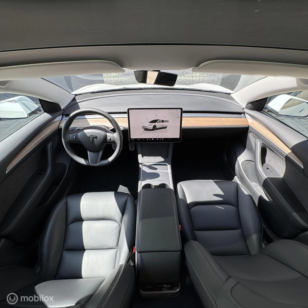 Tesla Model 3 – foto 11