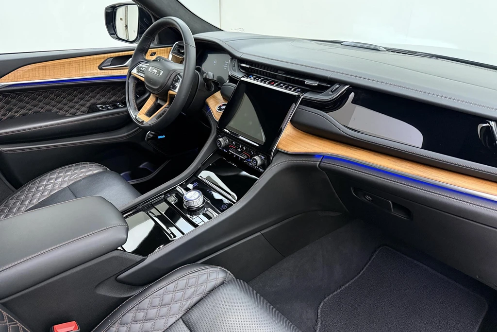 Jeep Grand Cherokee – foto 12